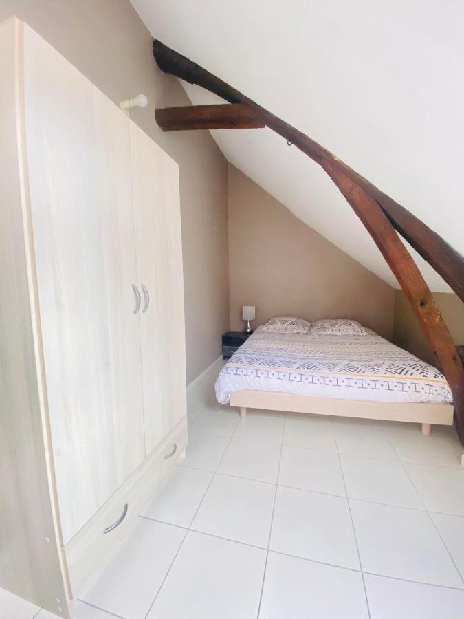 Appartement A Deux Pas De La Cathedrale à Laon Extérieur photo