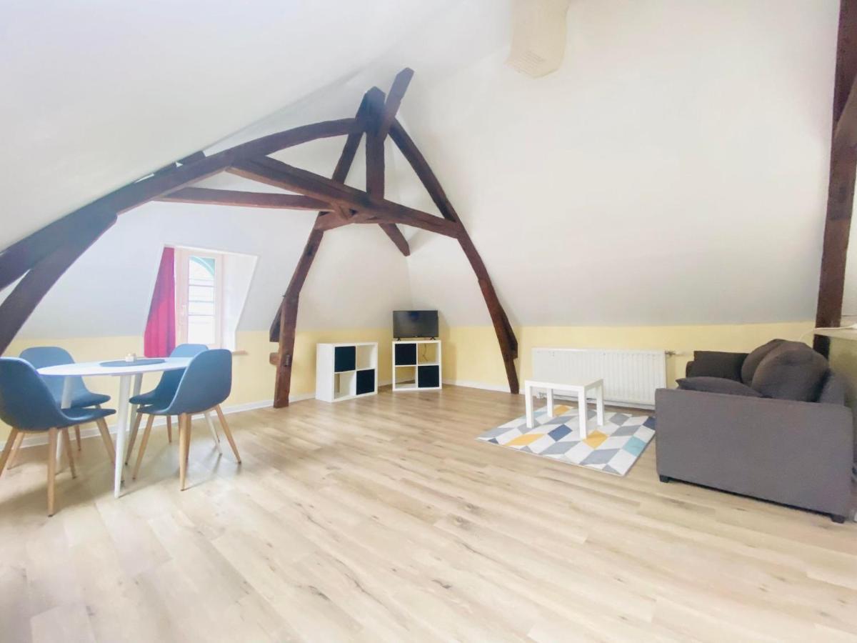 Appartement A Deux Pas De La Cathedrale à Laon Extérieur photo